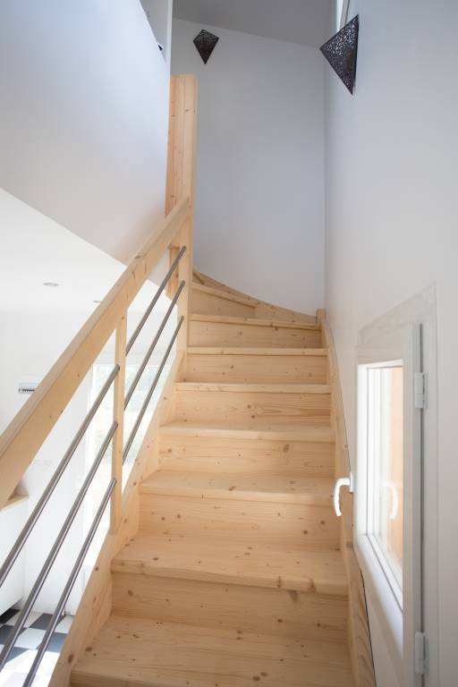 Trouver un fabricant escalier bois pas cher sur mesure à Tarbes